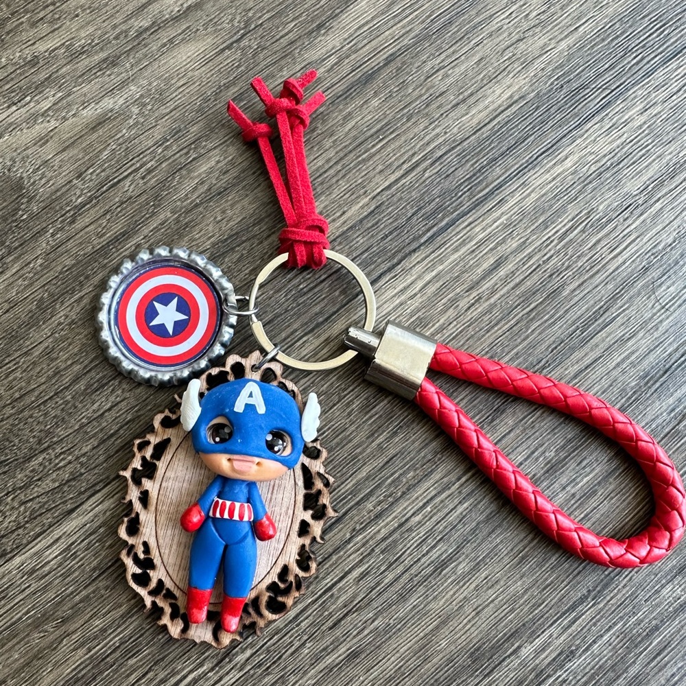 Captain America keychain handmade/ Captain America porcelain key bag